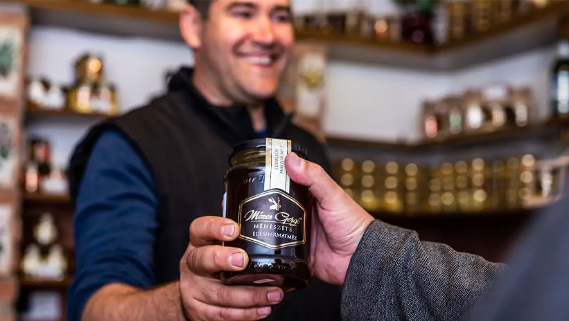 Mézes Gergő Méhészete